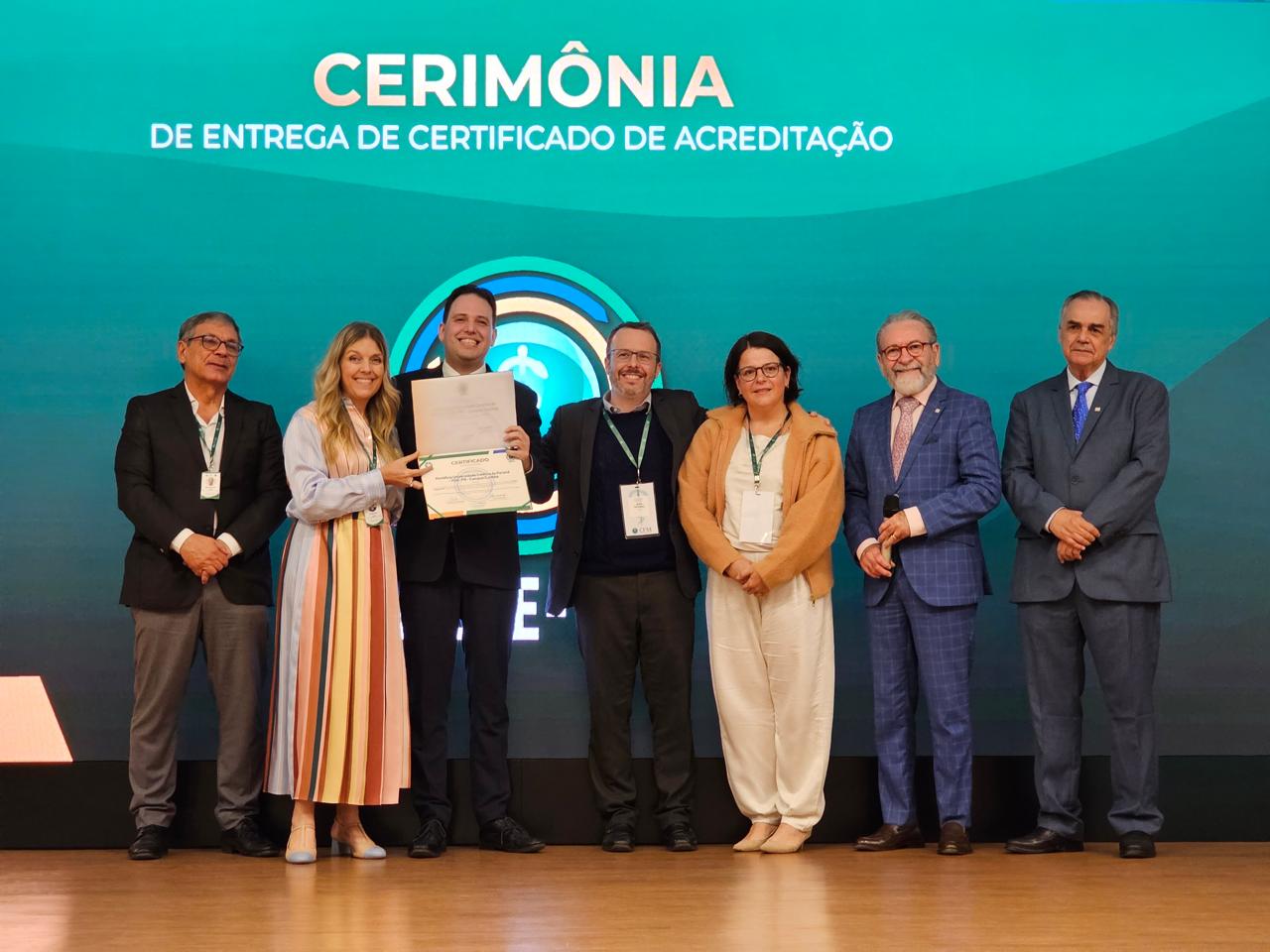 A Ilha, do arquiteto Leo Romano, com o MDF Crômio da Guararapes.